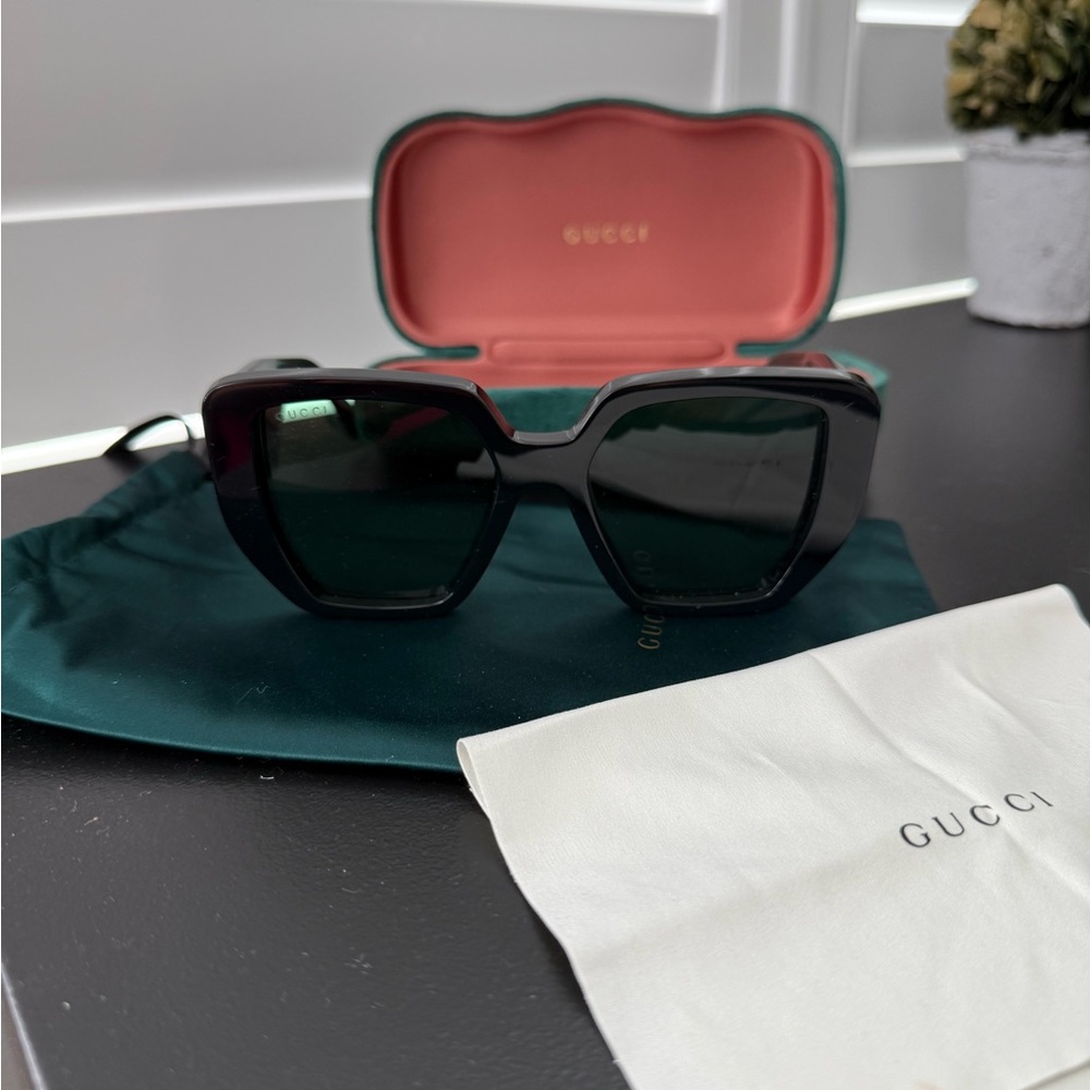 GUCCI NEW 52mm Square Sunglasses - Picture 6 of 15